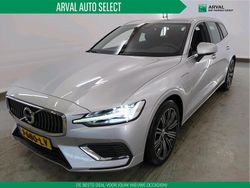 Grijs Gebruikt 2020 Volvo V60 Business Edition Stationwagen | € 27.450 (Super prijs)