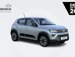 Gris lightning kqe Nieuw 2025 Dacia Spring Expression Hatchback | € 15.395