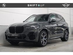 Grijs Gebruikt 2023 BMW X5 M Sport SUV | € 69.940 (Eerlijke prijs)