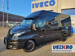Zwart Nieuw 2024 Iveco Daily Van | € 53.000