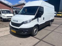 Wit Gebruikt 2023 Iveco Daily Van | € 23.900 (Eerlijke prijs)