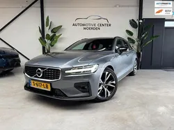Grijs Gebruikt 2020 Volvo V60 R-Design Stationwagen | € 30.999 (Eerlijke prijs)
