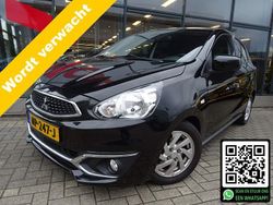 Zwart Gebruikt 2017 Mitsubishi Space Star Hatchback | € 8.945 (Eerlijke prijs)