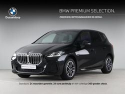 Saphirschwarz metallic (zwart metallic) Gebruikt 2025 BMW 230e Active Tourer Comfort Edition MPV | € 45.450