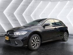 Zwart Gebruikt 2022 VW Polo Life Hatchback | € 18.940 (Goede deal)