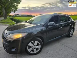 Zwart Gebruikt 2010 Renault Mégane GrandTour Dynamique Stationwagen | € 2.350 (Goede deal)