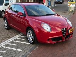 Rood Gebruikt 2009 Alfa Romeo MiTo Hatchback | € 4.650 (Eerlijke prijs)