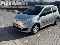 Grijs Gebruikt 2008 Renault Twingo Authentique Hatchback | € 2.399 (Eerlijke prijs)