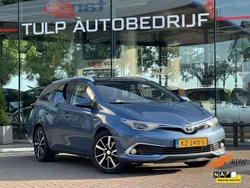 Blauw Gebruikt 2017 Toyota Auris Hybrid Business Edition Hatchback | € 9.999 (Goede deal)