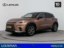 Oranje metallic Gebruikt 2024 Lexus LBX SUV | € 41.950 (Eerlijke prijs)