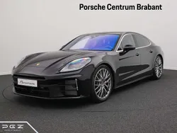 Diepzwart metallic Gebruikt 2024 Porsche Panamera 4 Sedan | € 184.750