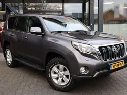 Grijs Gebruikt 2016 Toyota Land Cruiser SUV | € 39.924 (Eerlijke prijs)
