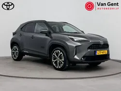 Grijs Gebruikt 2024 Toyota Yaris Cross Executive SUV | € 32.499