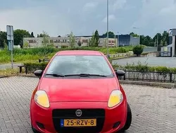 Rood Gebruikt 2011 Fiat Punto Hatchback | € 1.500 (Duur)
