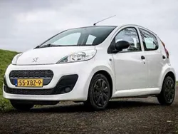 Wit Gebruikt 2012 Peugeot 107 Access Hatchback | € 2.500 (Eerlijke prijs)