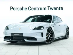 Grijs Nieuw 2024 Porsche Taycan Performance Package Sedan | € 149.900