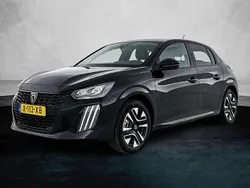 Zwart Gebruikt 2024 Peugeot e-208 Style Hatchback | € 22.920 (Eerlijke prijs)