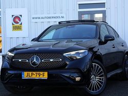 Zwart Gebruikt 2023 Mercedes GLC300 AMG line Coupé | € 69.900