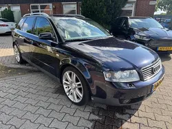 Blauw Gebruikt 2002 Audi A4 Exclusive Stationwagen | € 1.000 (Goede deal)