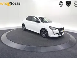 Wit Gebruikt 2024 Peugeot 208 Allure Hatchback | € 20.795 (Eerlijke prijs)