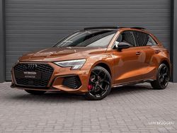 Grijs Gebruikt 2021 Audi A3 Sportback S-Line Hatchback | € 32.990 (Duur)