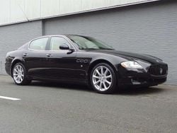 Zwart Gebruikt 2010 Maserati Quattroporte Sedan | € 27.500 (Super prijs)