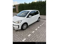 Wit Gebruikt 2017 VW up! move up! Hatchback | € 7.980 (Eerlijke prijs)