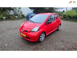 Rood Gebruikt 2007 Toyota Aygo Hatchback | € 1.850 (Goede deal)