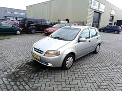 Grijs Gebruikt 2003 Chevrolet Kalos Hatchback | € 2.450 (Eerlijke prijs)