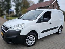 Wit Gebruikt 2016 Peugeot Partner Van | € 10.395 (Eerlijke prijs)