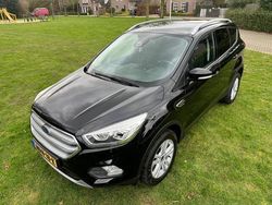 Zwart Gebruikt 2018 Ford Kuga Titanium SUV | € 14.950 (Goede deal)