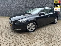 Zwart Gebruikt 2014 Volvo V40 Business Edition Hatchback | € 5.350 (Eerlijke prijs)