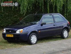 Blauw Gebruikt 2002 Ford Fiesta Hatchback | € 1.250 (Goede deal)