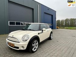 Wit Gebruikt 2010 Mini ONE Salt Hatchback | € 3.975 (Eerlijke prijs)