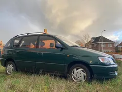 Groen Gebruikt 1999 Toyota Picnic Executive MPV | € 3.995