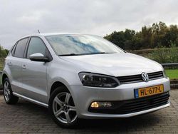 Grijs Gebruikt 2015 VW Polo Hatchback | € 5.100 (Eerlijke prijs)