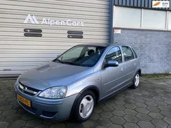 Grijs Gebruikt 2005 Opel Corsa Hatchback | € 2.250 (Eerlijke prijs)