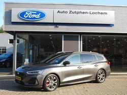 Grijs Gebruikt 2022 Ford Focus ST-Line X Stationwagen | € 25.840 (Eerlijke prijs)