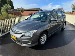 Grijs Gebruikt 2011 Hyundai i30 Stationwagen | € 5.749 (Duur)