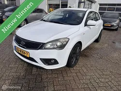 Wit Gebruikt 2011 Kia ProCeed Plus Hatchback | € 2.175 (Super prijs)