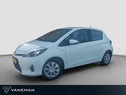 Wit Gebruikt 2014 Toyota Yaris Hatchback | € 10.935 (Goede deal)