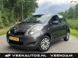 Grijs Gebruikt 2010 Toyota Yaris Hatchback | € 4.995 (Eerlijke prijs)