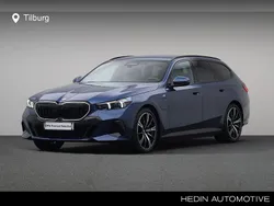 Blauw Gebruikt 2025 BMW 550e Comfort Edition Stationwagen | € 89.880 (Eerlijke prijs)