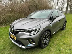 Grijs Gebruikt 2021 Renault Captur Business SUV | € 18.650 (Goede deal)