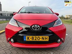 Rood Gebruikt 2017 Toyota Aygo Hatchback | € 7.450 (Eerlijke prijs)