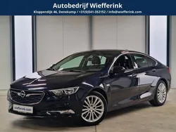 Blauw, metallic lak Gebruikt 2018 Opel Insignia Business Hatchback | € 15.450 (Goede deal)
