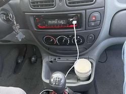 Rood Gebruikt 2003 Renault Scénic MPV | € 1.000 (Goede deal)