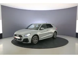 Pijlgrijs Gebruikt 2024 Audi A1 Sportback Comfort Hatchback | € 33.900