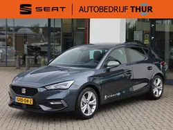 Grijs Gebruikt 2024 Seat Leon Business Hatchback | € 29.950 (Eerlijke prijs)