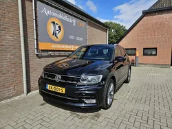 Zwart Gebruikt 2016 VW Tiguan Highline SUV | € 21.445 (Eerlijke prijs)